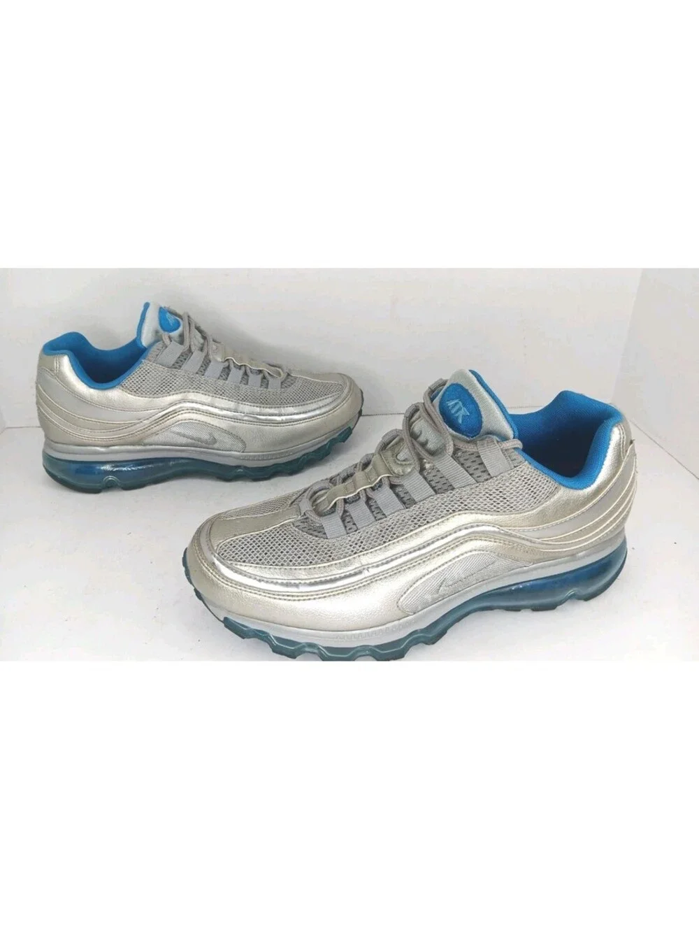 Nike Air Max 24/7  Women’s Athletic Sneakers Sz 8 Teal And Silver 397292-040